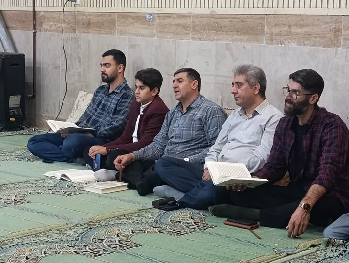 تصاویر/برگزاری محفل انس با قرآن کریم در خرم آباد