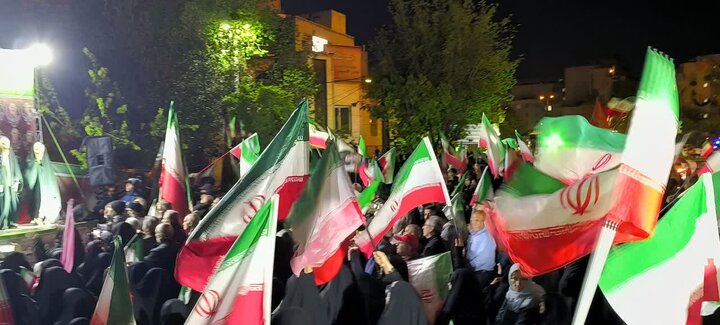 تصاویر/ اجتماع پر شور مردم مجیدیه تهران در دفاع از انقلاب و کشور