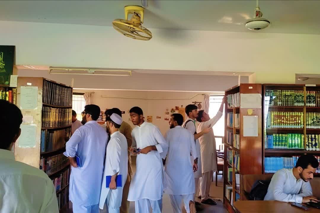جامعۃ المصطفیٰ کراچی کے اسکالرز کا اسلامک ریسرچ اکیڈمی کراچی کا علمی و تحقیقی دورہ