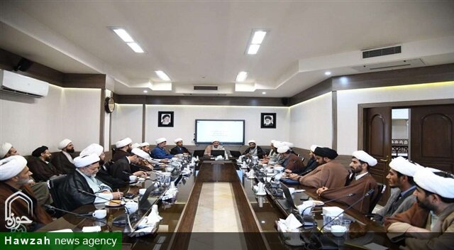 نشست هم‌اندیشی مسئولان و کارشناسان علمی مدارس سطح ۲ و ۳ مشهد برگزار شد