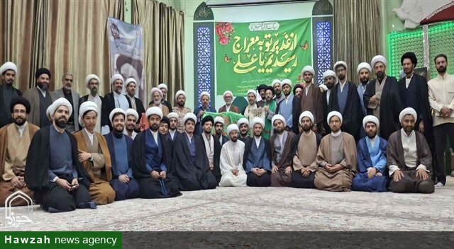برگزاری مراسم تلبس ۲۰ نفر از طلاب مدرسه علمیه حضرت صاحب‌الزمان(عج) همزمان با عید غدیر خم