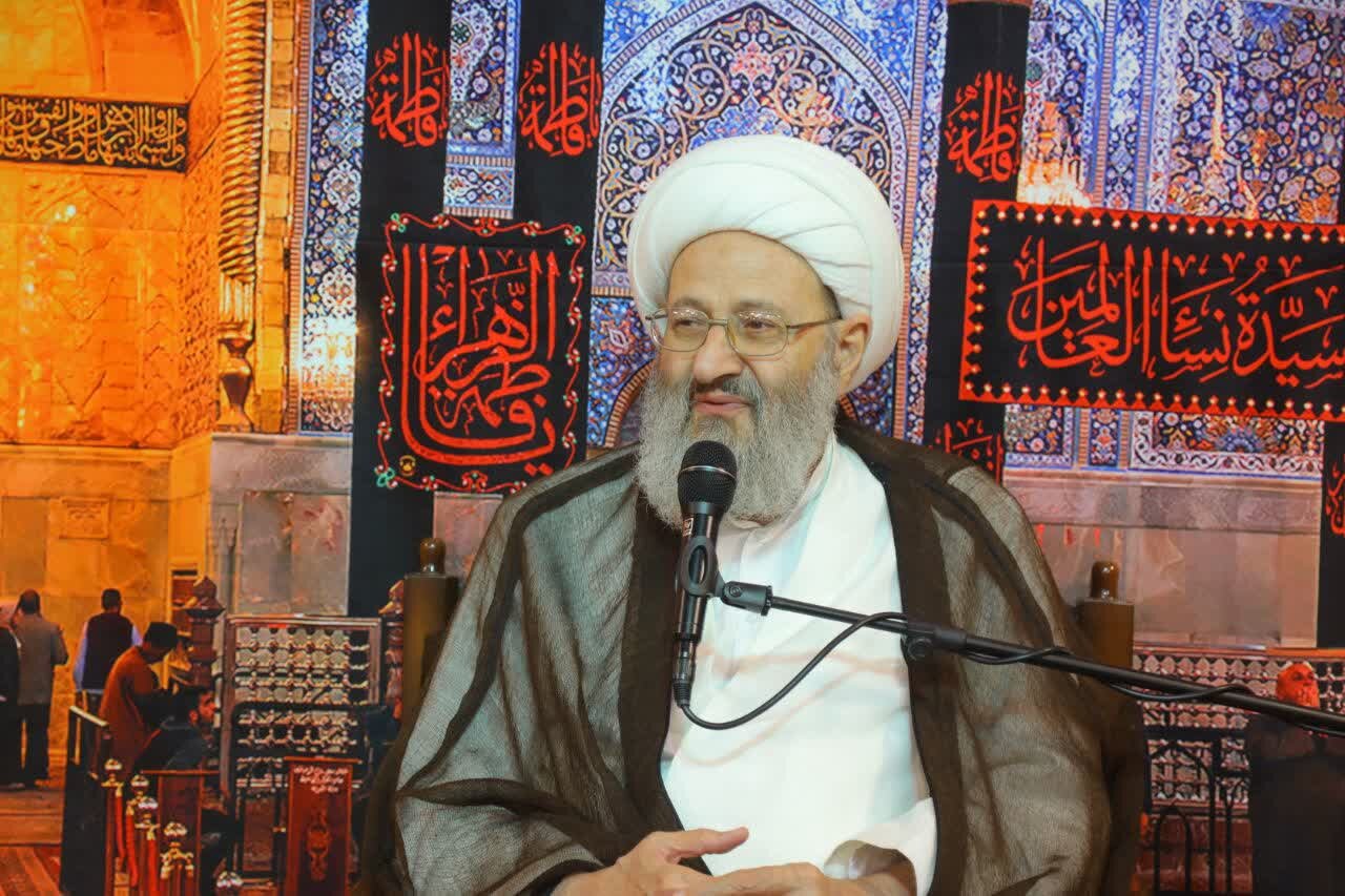مراجع وشخصيات حوزوية في قم يعزون برحيل آية الله العظمى الفياض