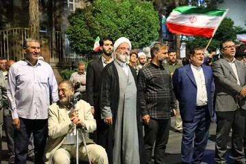 تصاویر/ اجتماع مردمی «شب‌های اقتدار» در معراج الشهدای میدان سعدی