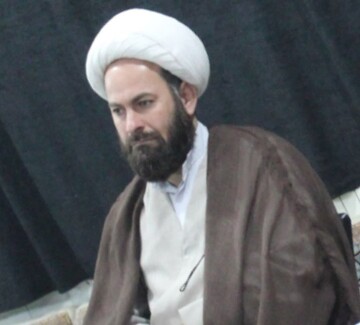 الگوی اخلاقی خانواده شهدا، چراغ راه طلاب است