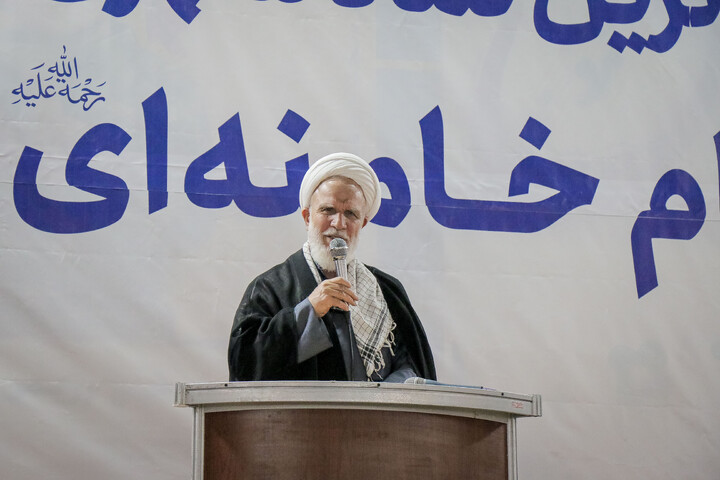 تصاویر/ رونمایی از بزرگ‌ترین تمثال قائد شهید حضرت آیت‌الله العظمی سیدعلی حسینی خامنه‌ای قدس سره