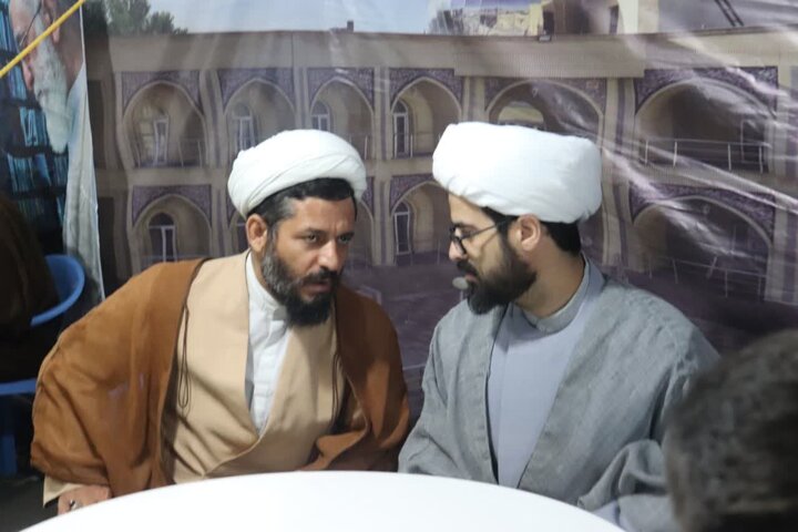 تصاویر/  تداوم فعالیت‌های خدمت‌رسانی قرارگاه فرهنگی و دینی مدرسه علمیه قرآنی شهید امام خامنه‌ای ارومیه