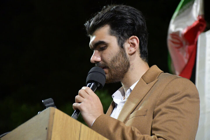 تصاویر/ نود و هشتیمن شب از حضور مردمی در سلماس در حمایت از نظام اسلامی