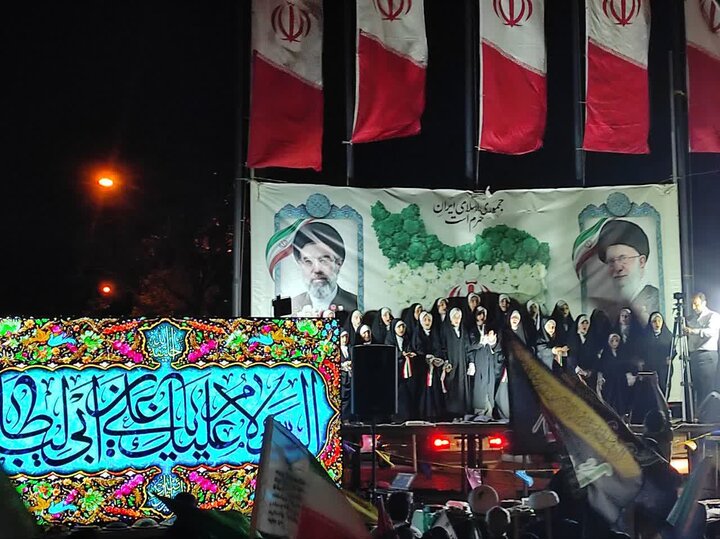 تصاویر / فعالیتهای فرهنگی وتبلیغی موکب  حوزه علمیه خواهران استان قزوین