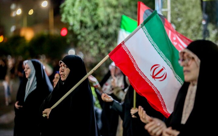 تصاویر/ اجتماع حمایت از وطن در پرند