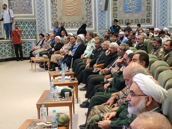 تصاویر /مراسم گرامیداشت سپهبد شهید پاکپور در حرم مطهر رضوی