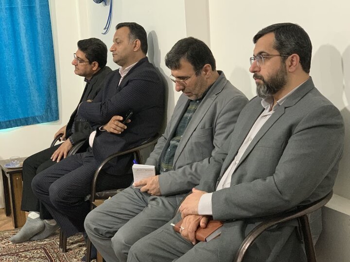 تصاویر / کارگروه هماهنگی برگزاری مراسم ماه محرم و صفر در دفتر امام جمعه بهشهر