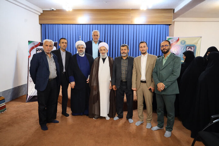 تصاویر / گردهمایی روسای شورای هیئات مذهبی استان مازندران در دفتر نماینده ولی فقیه در مازندران