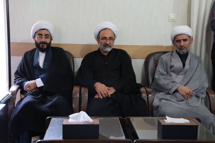 تصاویر/ دیدار مسئول دفتر امور اجتماعی و سیاسی حوزه های علمیه کشور با نماینده ولی فقیه در استان یزد