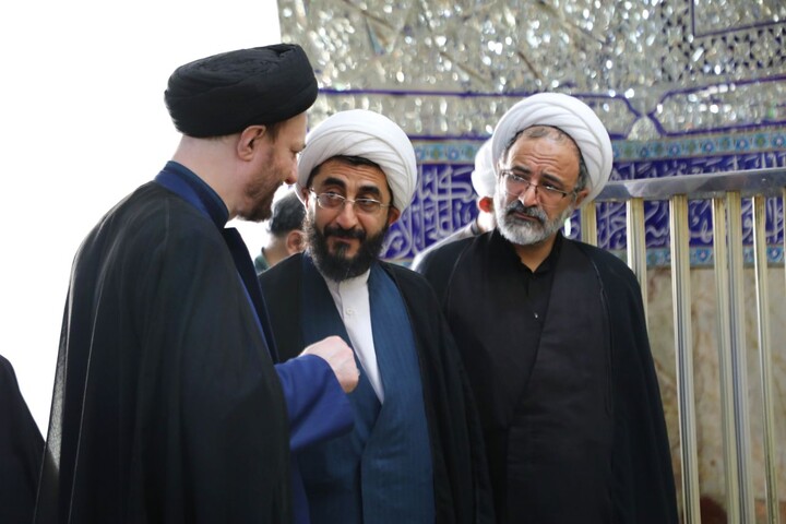 تصاویر/ تشرف قائم مقام قرارگاه‌ جنگ ترکیبی بلاغ مبین کشور به حرم امام زاده جعفر عليه السلام یزد