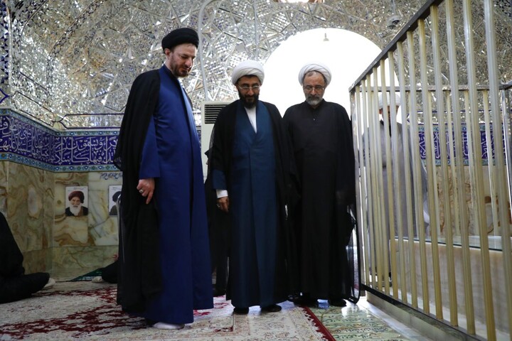 تصاویر/ تشرف قائم مقام قرارگاه‌ جنگ ترکیبی بلاغ مبین کشور به حرم امام زاده جعفر عليه السلام یزد