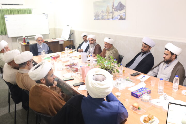 تصاویر/اجلاسیه شورای حوزه علمیه استان هرمزگان