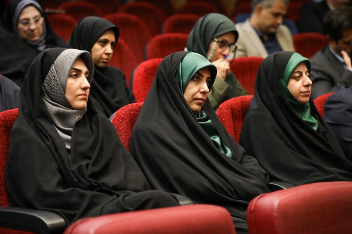 تصاویر / جلسه شورای اداری استان قزوین با حضور نماینده ولی فقیه در استان وامام جمعه قزوین برگزار شد