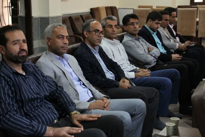 تصاویر/ دیدار رییس و کارکنان دانشگاه آزاد بوشهر با نماینده ولی فقیه