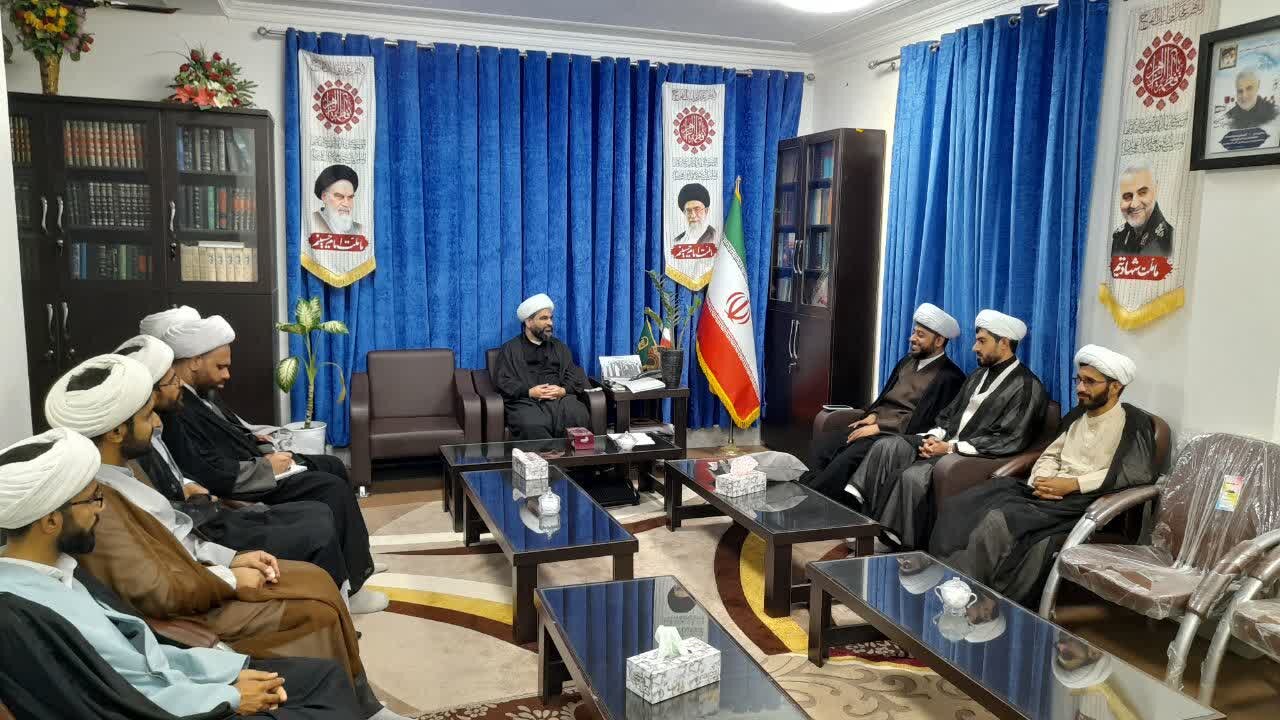 برگزاری مراسم تکریم و معارفه معاون تبلیغ شهرستان رودان