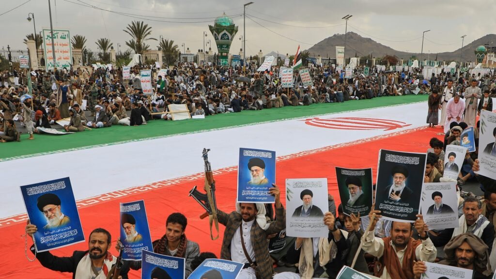نائب وزير الخارجية اليمنية: نجدد التأكيد على وقوف اليمن وتضامنه مع إيران في مواجهة العدوان