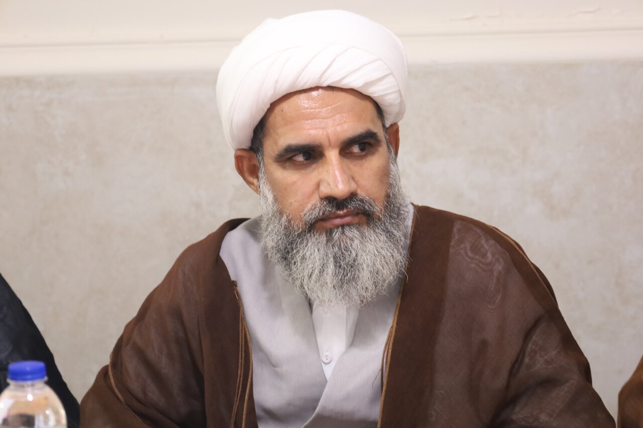 حضور حوزه علمیه هرمزگان در خط مقدم پشتیبانی و خدمت‌رسانی در جنگ رمضان