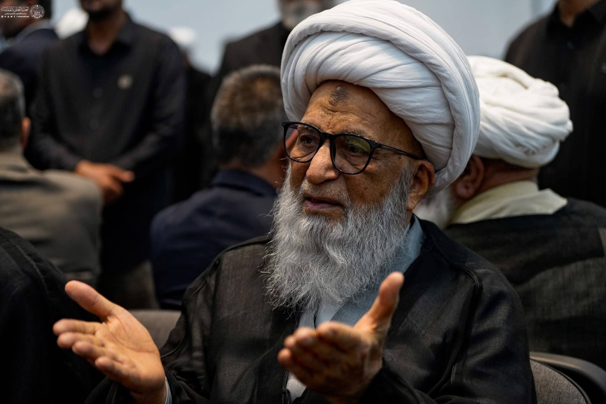 تصاویر/آیت الله العظمیٰ شیخ محمد اسحاق فیاض کے ایصالِ ثواب کے لیے مجلسِ ترحیم: آیت الله العظمیٰ شیخ بشیر نجفی کی شرکت