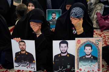 نخستین سالگرد شهدای جنگ ۱۲ روزه و بزرگداشت سردار سلامی در اصفهان برگزار شد