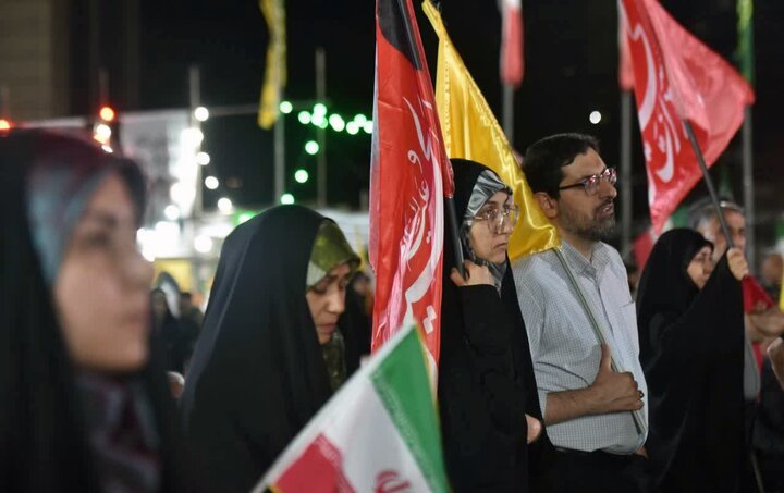 تصاویر/ اجتماع مردم منطقه ۲ تهران در حمایت از نیروهای مسلح