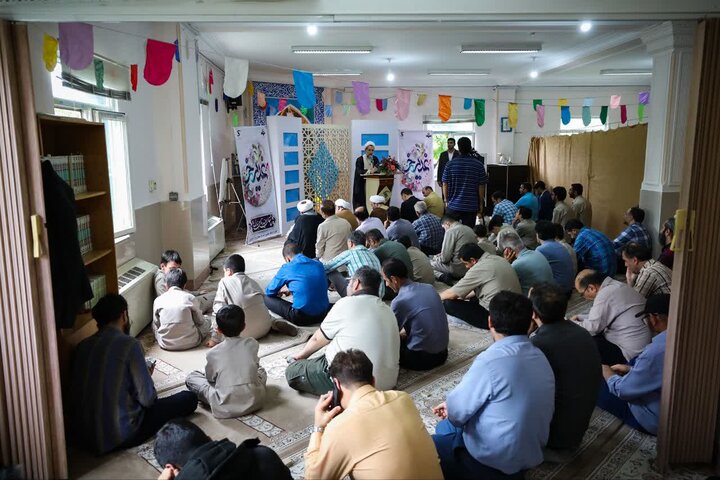 تصاویر / دیدار امام جمعه قزوین با کارکنان صدا وسیمای مرکز قزوین