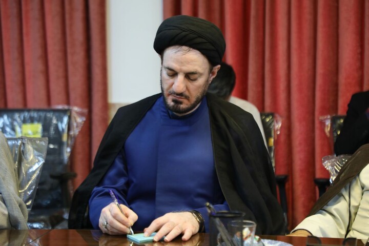 نشست بصیرتی با حضور مسئول دفتر امور اجتماعی و سیاسی حوزه های علمیه کشور در یزد