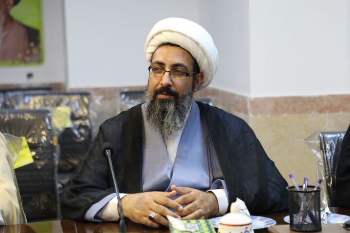 نشست بصیرتی با حضور مسئول دفتر امور اجتماعی و سیاسی حوزه های علمیه کشور در یزد