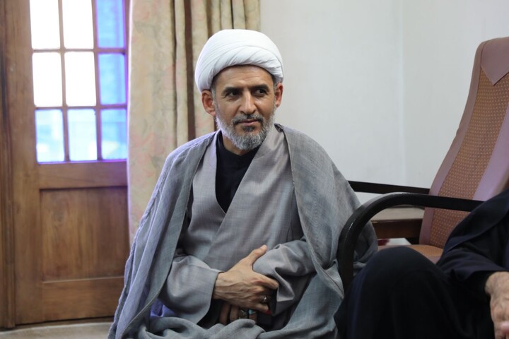 بازدید مسئول دفتر امور اجتماعی و سیاسی حوزه های علمیه کشور از مدرسه علمیه خان یزد