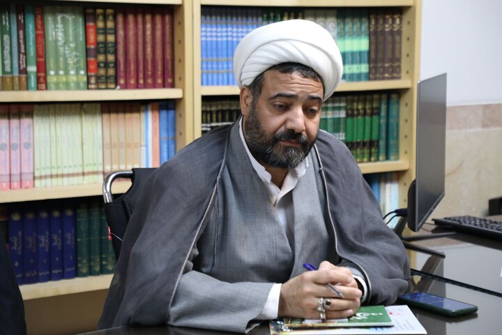 تصاویر/ جلسه اعضای قرارگاه بلاغ مبین یزد با حجت‌الاسلام والمسلمین استوار میمندی
