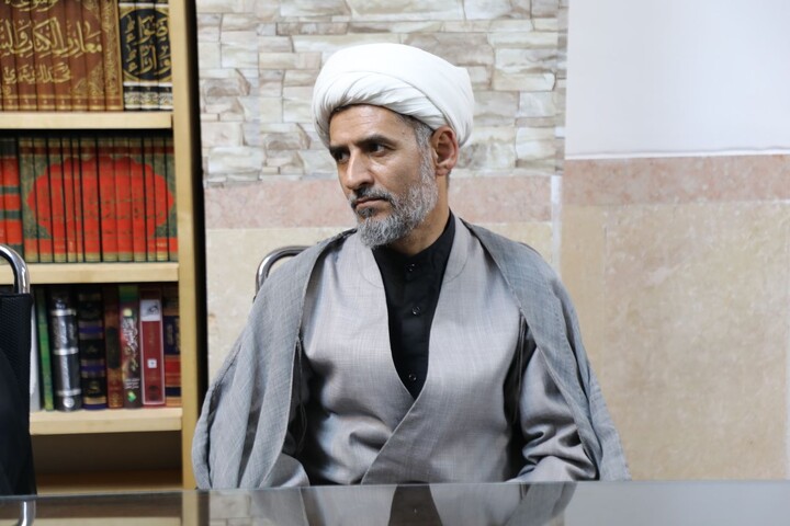 تصاویر/ جلسه اعضای قرارگاه بلاغ مبین یزد با حجت‌الاسلام والمسلمین استوار میمندی
