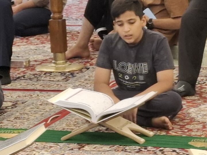 تصاویر / محفل  انس با قرآن  در حرم کاظِمَیْن عراق،