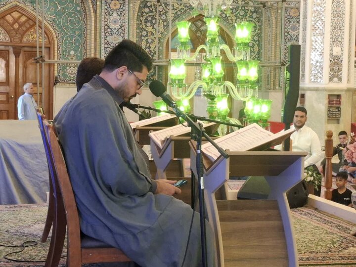 تصاویر / محفل  انس با قرآن  در حرم کاظِمَیْن عراق،