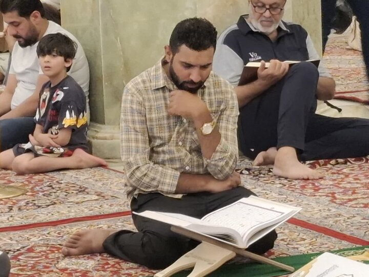 تصاویر / محفل  انس با قرآن  در حرم کاظِمَیْن عراق،