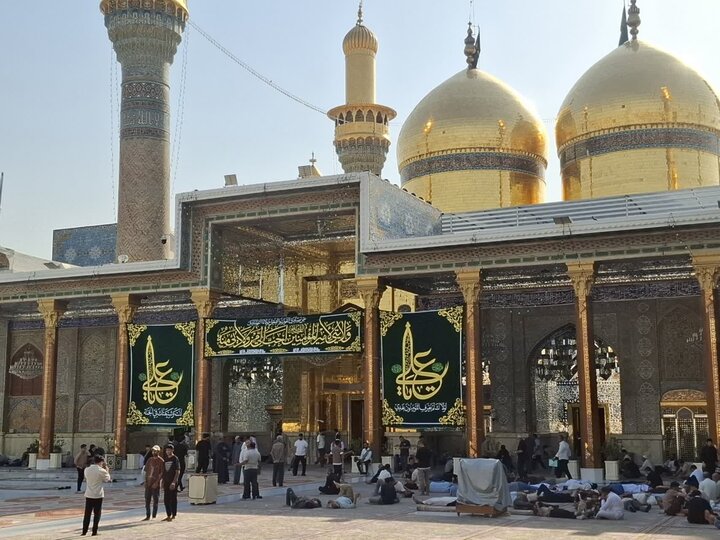 تصاویر / محفل  انس با قرآن  در حرم کاظِمَیْن عراق،