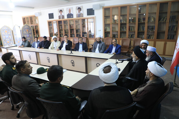 دست اندرکاران دومین اجلاسیه شهدای اهل سنت