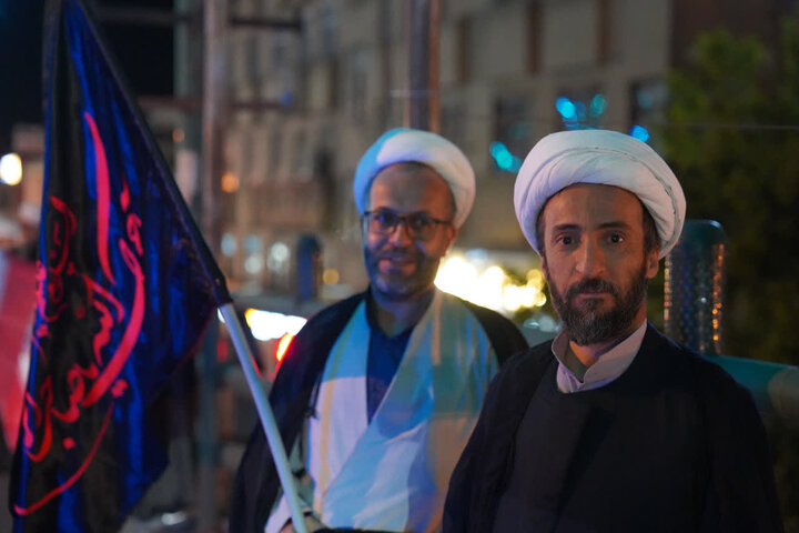 تصاویر / فعالیتهای فرهنگی وتبلیغی موکب مدرسه علمیه سردارین -عکاس مهدی نادری