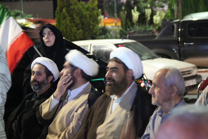 تصاویر / فعالیتهای فرهنگی وتبلیغی موکب مدرسه علمیه سردارین -عکاس مهدی نادری