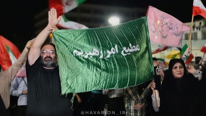 تصاویر/ حضور شبانه شهروندان قبله تهران در میدان شهرری