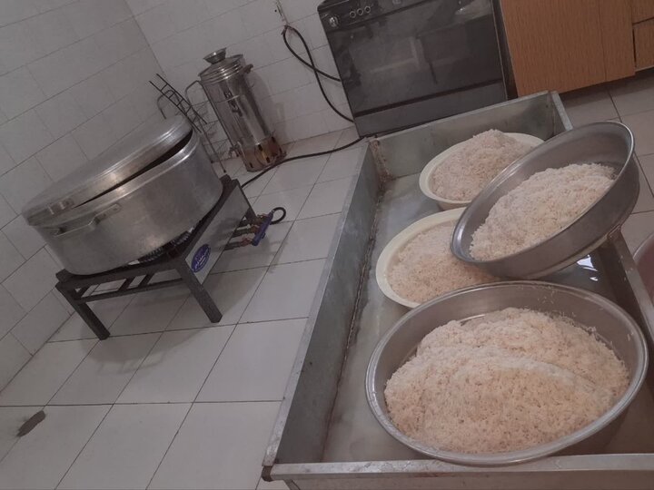 تصاویر/ اطعام عید غدیر توسط مدرسه علمیه معصومیه(س) شهرستان فهرج