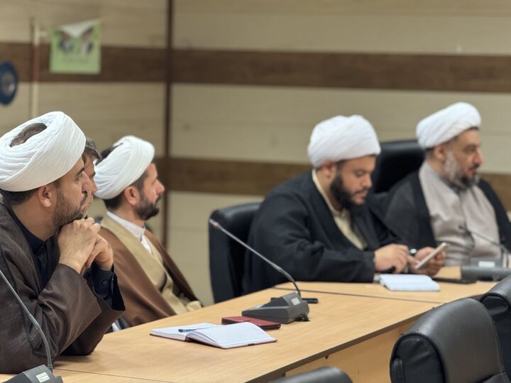 تصاویر/ نشست جذب و پذیرش حوزه علمیه استان گیلان در فرمانداری شهرستان رودبار