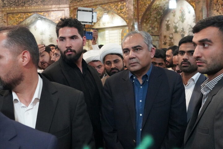 وزیر کشور پاکستان زائر حرم کریمه اهل‌بیت (س) شد