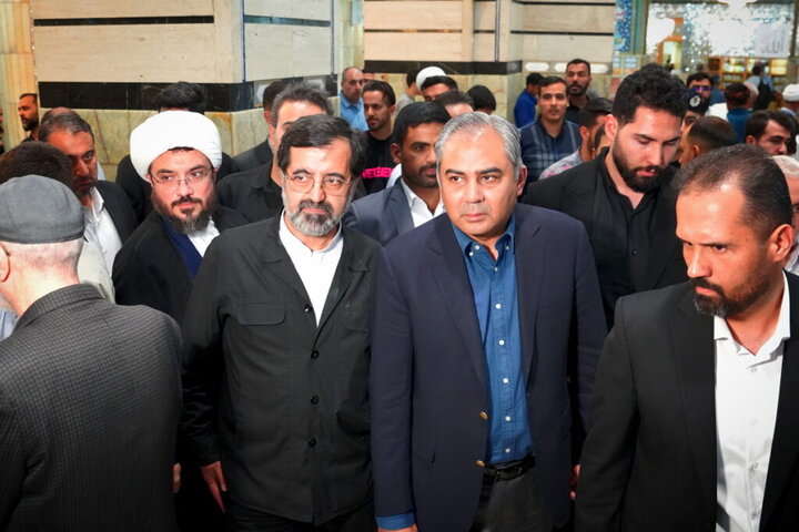 وزیر کشور پاکستان زائر حرم کریمه اهل‌بیت (س) شد