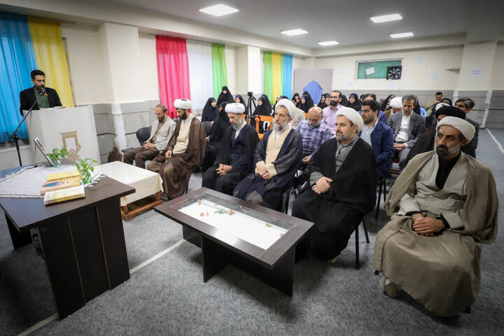 بازدید امام جمعه قزوین از موسسه فرهنگی پژوهشی موسسه انشاء