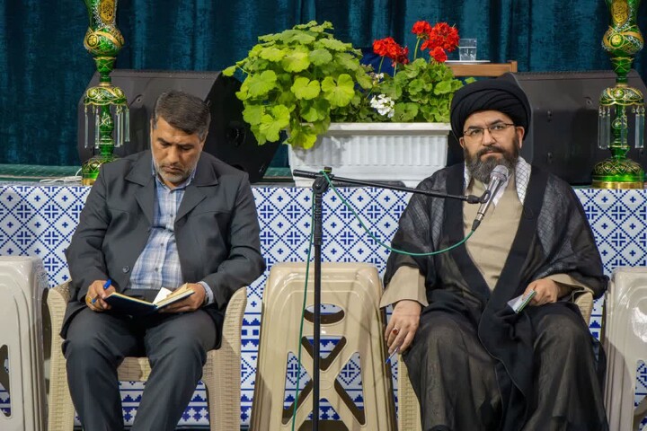 تصاویر / نشست تربیتی شبکه صالحین استان زنجان