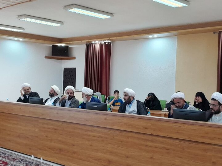 نشست معاونین تبلیغ و امور فرهنگی شهرستان ها