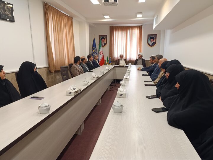 رئیس‌کل دادگستری سمنان: بانوان نقش راهبردی در هدایت جامعه برعهده دارند